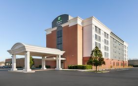 Holiday Inn Express Hotel & Suites Norfolk Airport